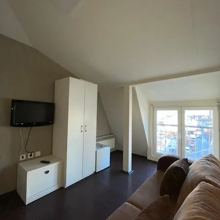 Infinity Apartment *