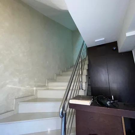 Apartment Infinity *